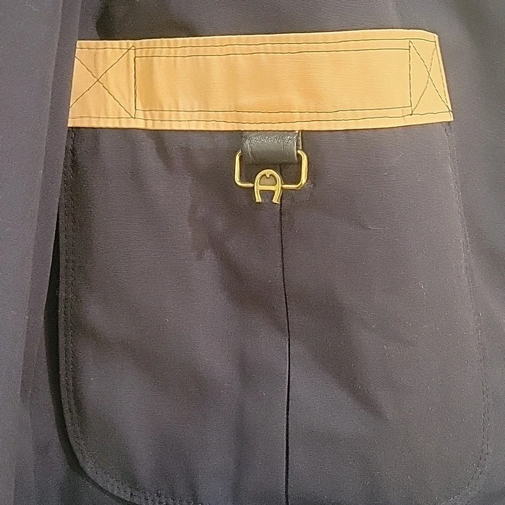 Reversible navy/camel , Structured Trench - Picture 4 of 12